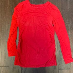 Gap maternity t shirt